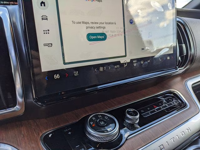 2026 Agate Black Metallic Ford Expedition Max King Ranch 4X4 SUV