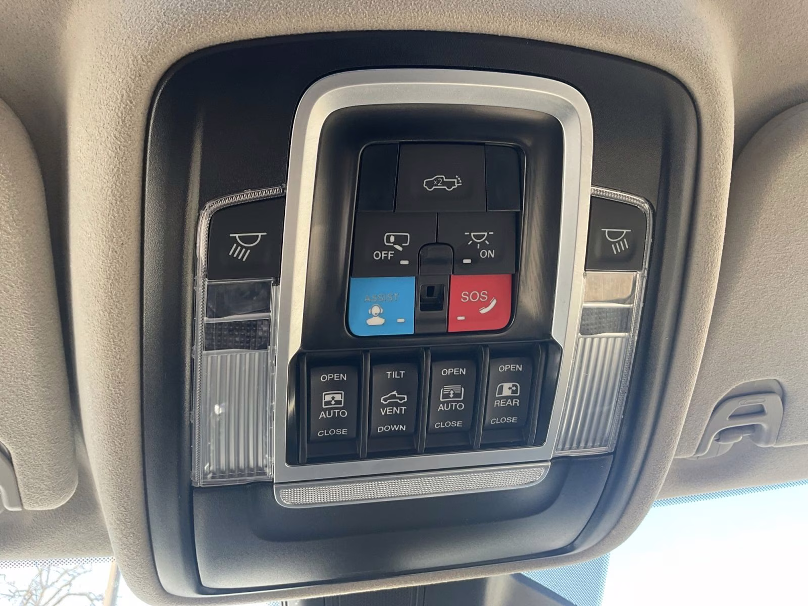 2025 Bright White Clearcoat Ram 1500 Tungsten 4X4 Truck