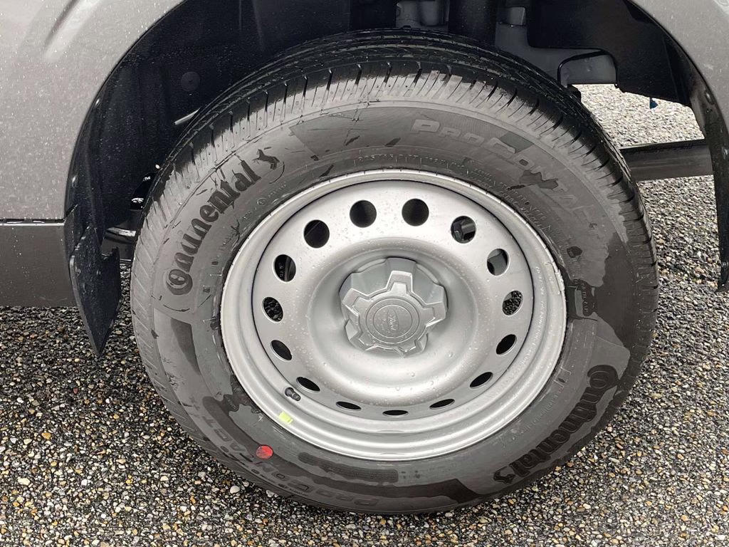 2026 Gray Metallic Ford Maverick XL AWD Truck