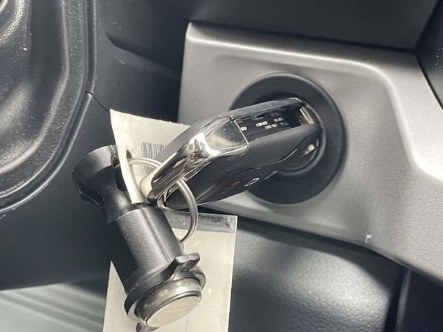 2026 Oxford White Ford Super Duty F-350 SRW XLT 4X4 Truck