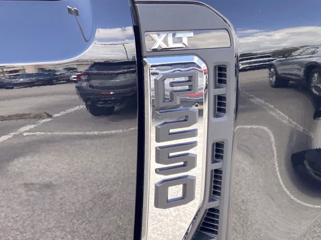2026 Agate Black Metallic Ford Super Duty F-250 SRW XLT 4X4 Truck
