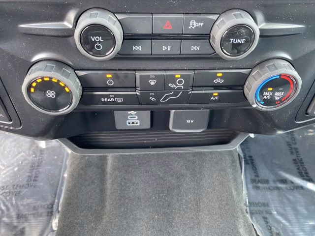 2026 Oxford White Ford Super Duty F-250 SRW XLT 4X4 Truck