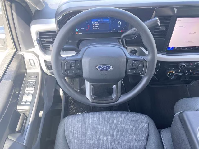 2026 Avalanche Ford Super Duty F-250 SRW XLT 4X4 Truck