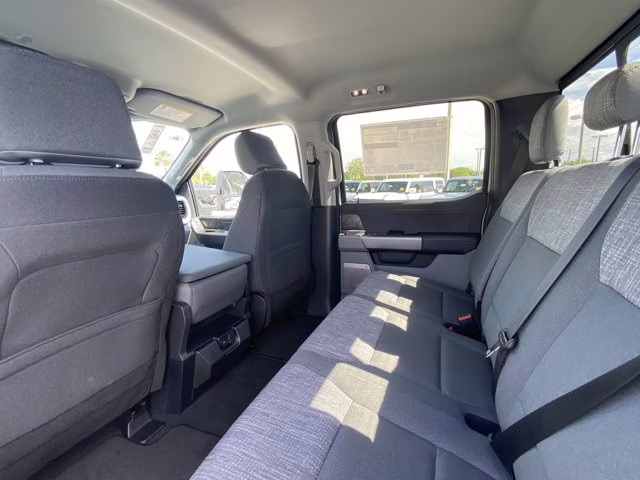 2026 Avalanche Ford Super Duty F-250 SRW XLT 4X4 Truck