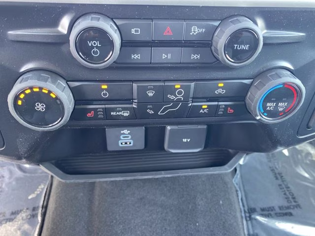 2026 Avalanche Ford Super Duty F-250 SRW XLT 4X4 Truck