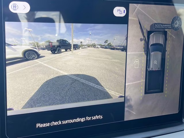 2026 Avalanche Ford Super Duty F-250 SRW XLT 4X4 Truck