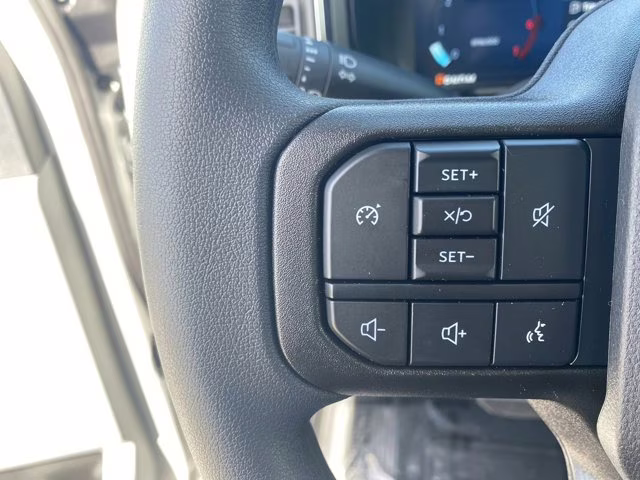 2026 Avalanche Ford Super Duty F-250 SRW XLT 4X4 Truck