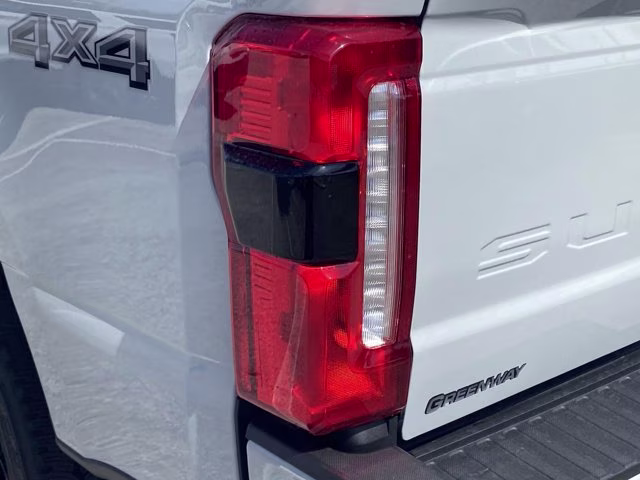 2026 Avalanche Ford Super Duty F-250 SRW XLT 4X4 Truck