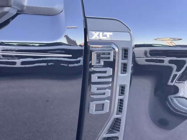 2026 Agate Black Metallic Ford Super Duty F-250 SRW XLT 4X4 Truck