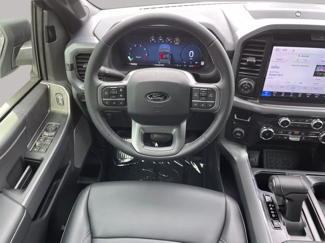 2026 Avalanche Ford F-150 XLT RWD Truck