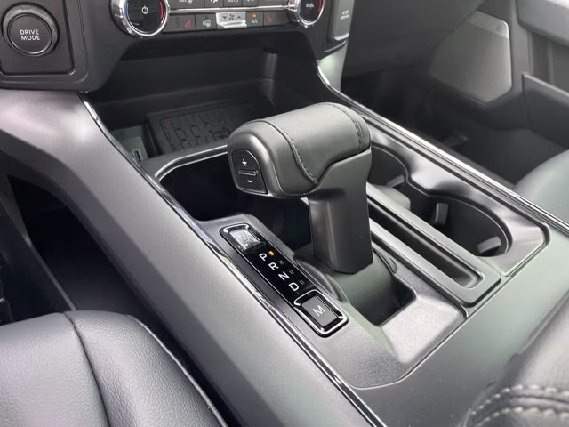 2026 Avalanche Ford F-150 XLT RWD Truck