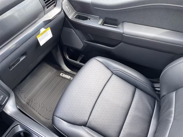 2026 Carbonized Gray Metallic Ford F-150 LARIAT 4X4 Truck