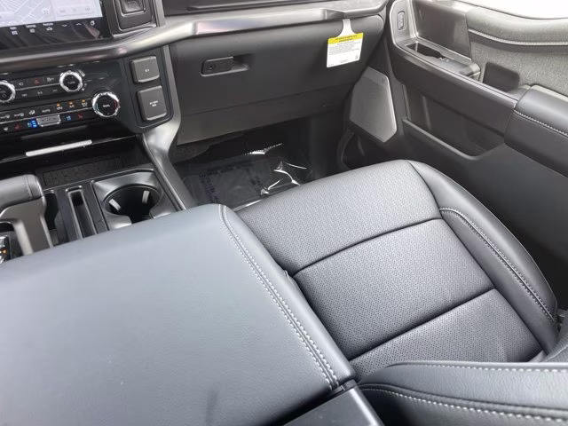 2026 Iconic Silver Metallic Ford F-150 LARIAT 4X4 Truck