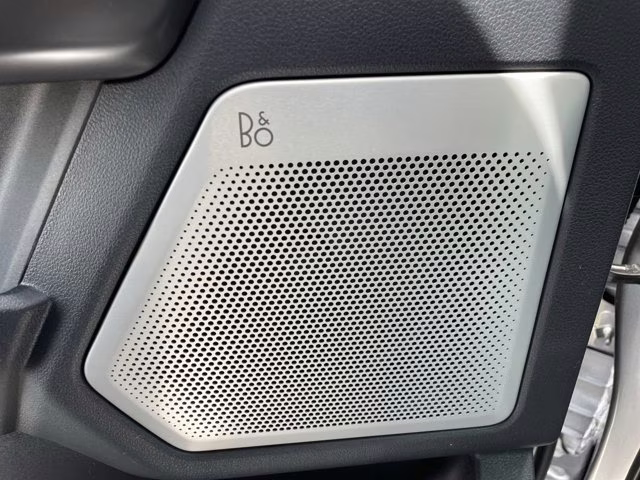 2026 Iconic Silver Metallic Ford F-150 LARIAT 4X4 Truck