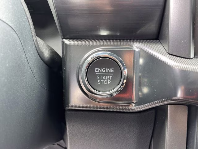 2026 Iconic Silver Metallic Ford F-150 LARIAT 4X4 Truck