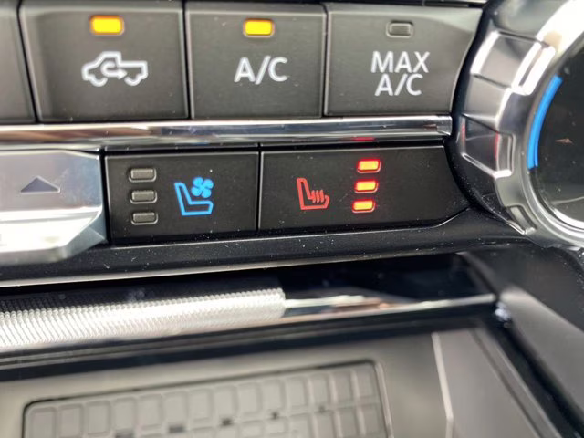 2026 Ruby Red Metallic Tinted Clearcoat Ford F-150 LARIAT 4X4 Truck