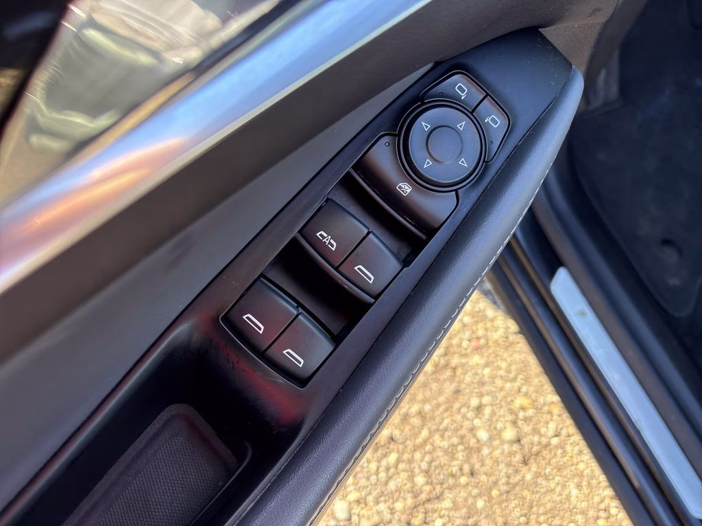 2023 Ebony Twilight Metallic Buick Enclave Essence AWD SUV