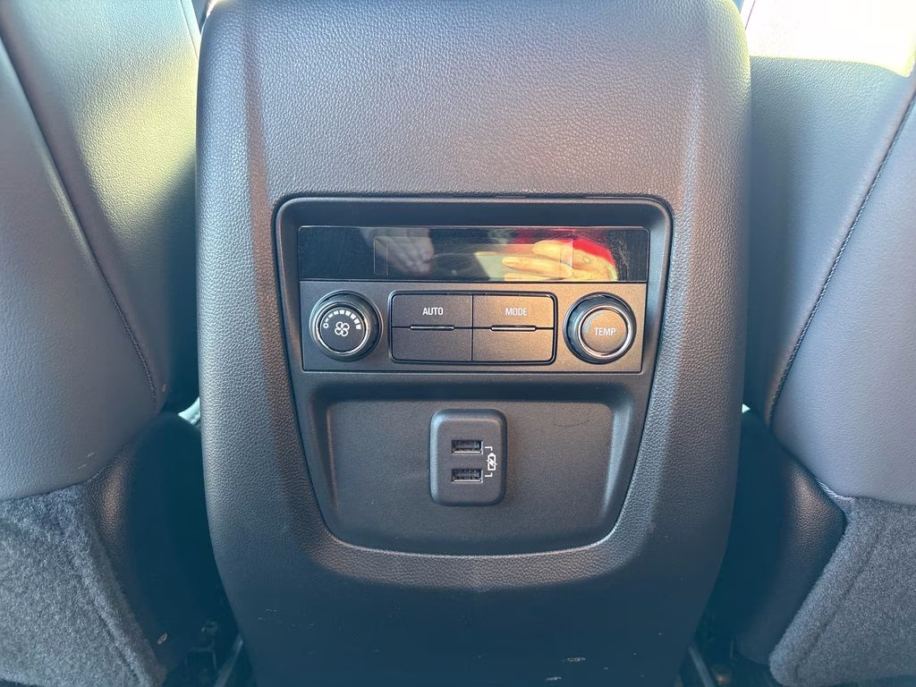 2023 Ebony Twilight Metallic Buick Enclave Essence AWD SUV