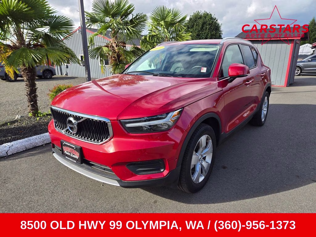 2019 Fusion Red Metallic Volvo XC40 Momentum AWD SUV