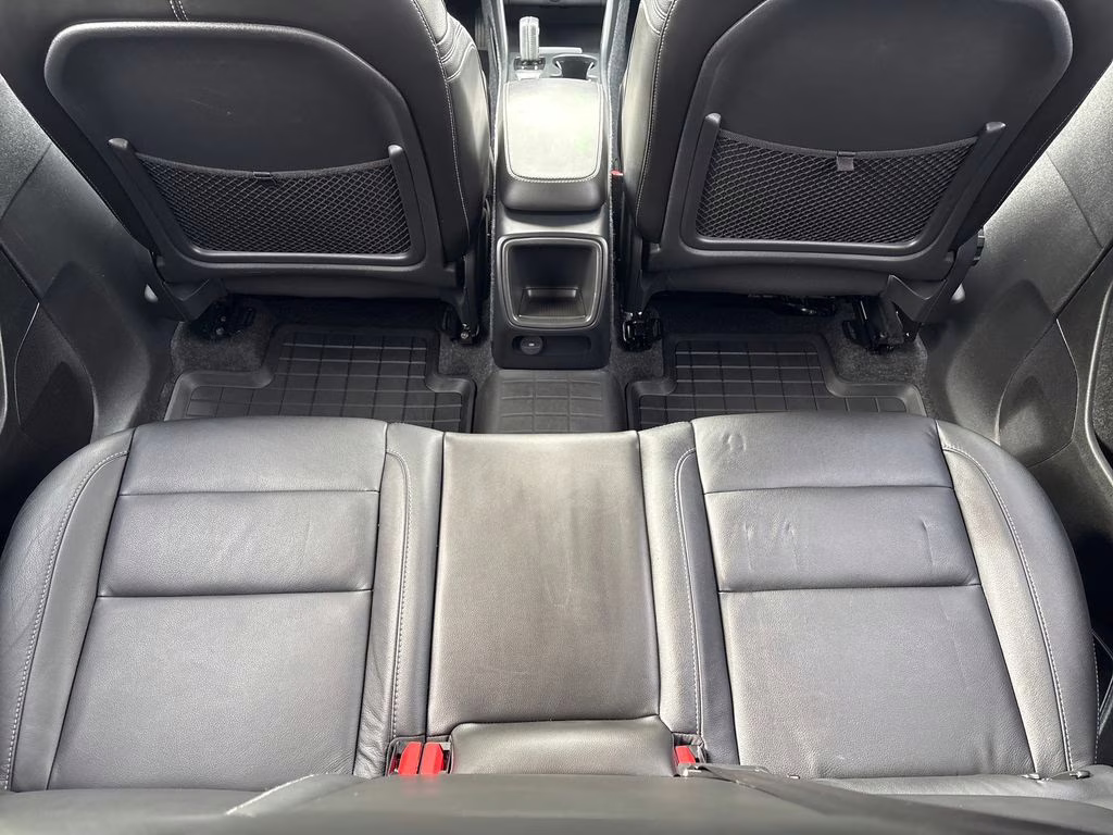 2019 Fusion Red Metallic Volvo XC40 Momentum AWD SUV