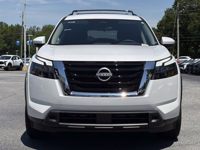2025 Everest White Pearl Tricoat Nissan Pathfinder SV FWD SUV