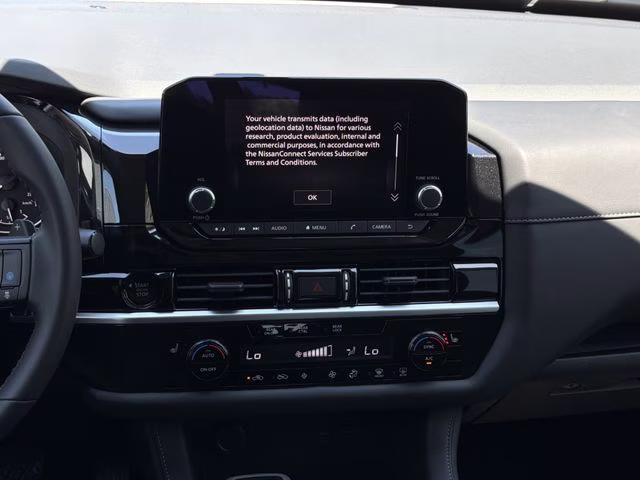 2025 Everest White Pearl Tricoat Nissan Pathfinder SV FWD SUV
