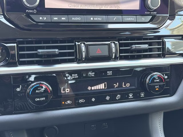 2025 Everest White Pearl Tricoat Nissan Pathfinder SV FWD SUV
