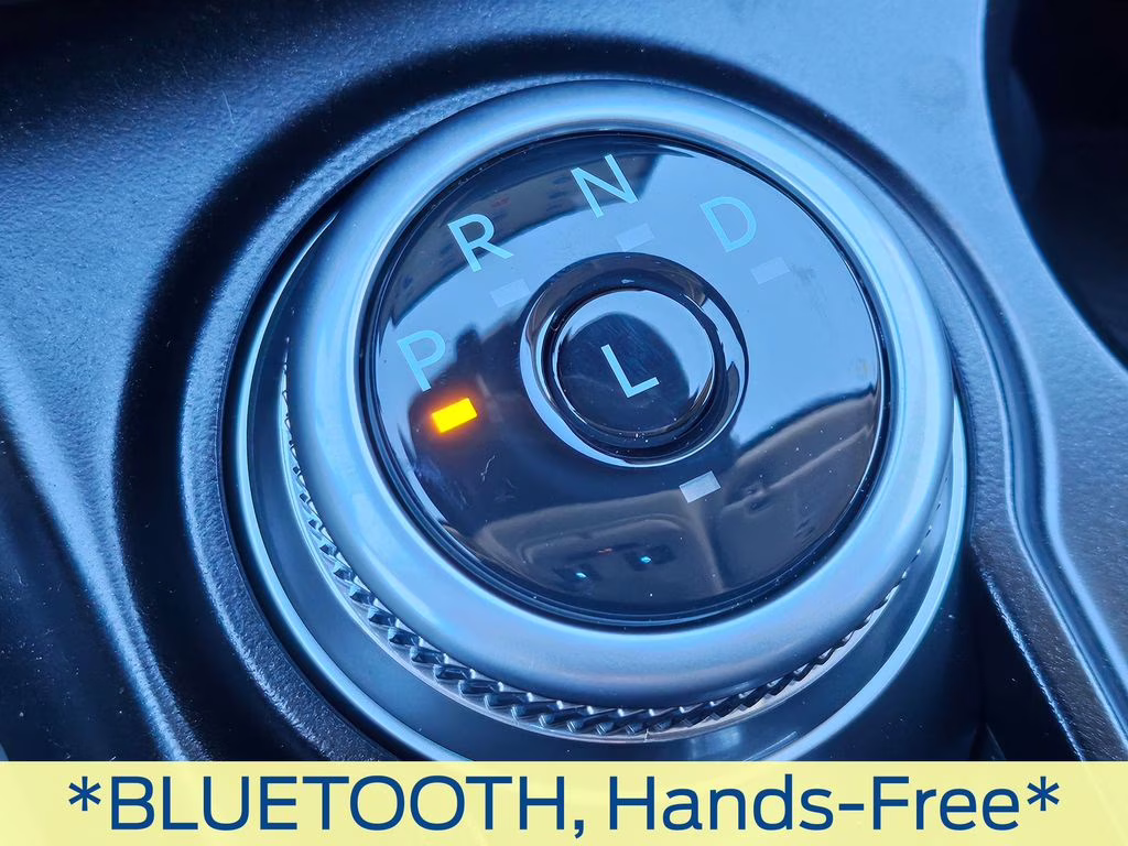 2026 Space White Metallic Ford Explorer Active RWD SUV