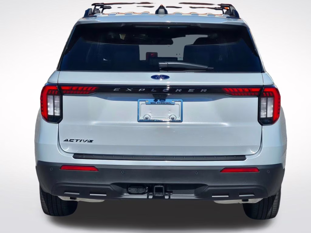 2026 Space White Metallic Ford Explorer Active RWD SUV