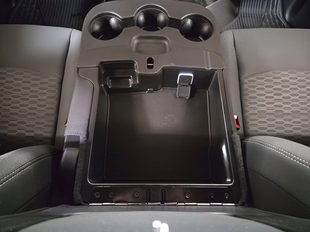 2026 Bright White Clearcoat Ram 3500 Tradesman 4X4 Truck