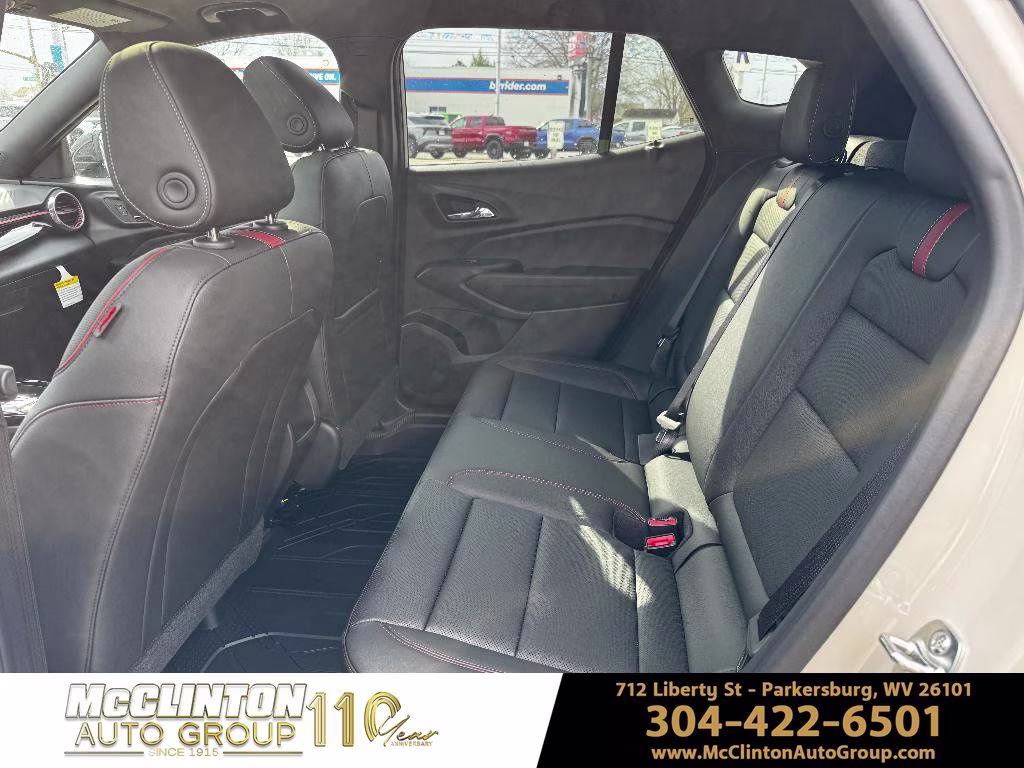 2026 White Sands Chevrolet Trax 2RS FWD SUV