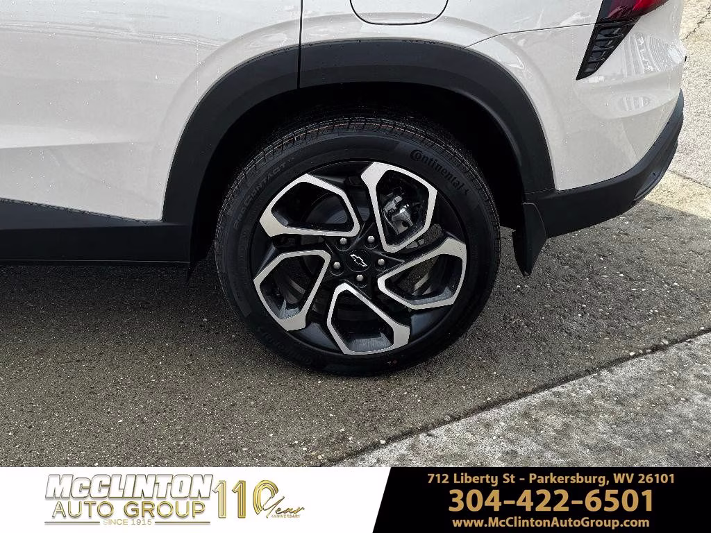 2026 White Sands Chevrolet Trax 2RS FWD SUV