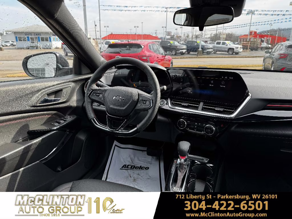 2026 White Sands Chevrolet Trax 2RS FWD SUV