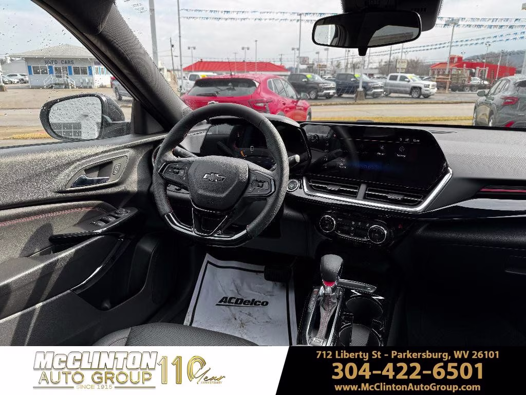2026 White Sands Chevrolet Trax 2RS FWD SUV