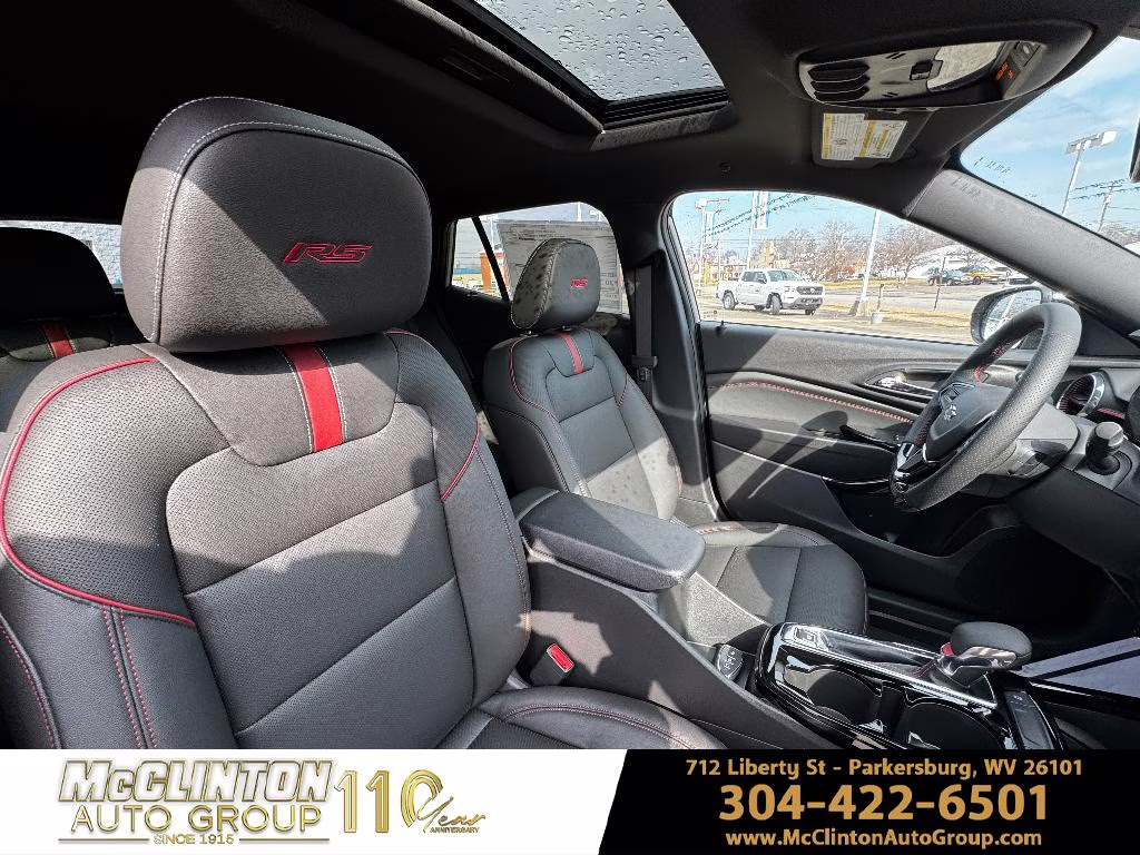 2026 White Sands Chevrolet Trax 2RS FWD SUV