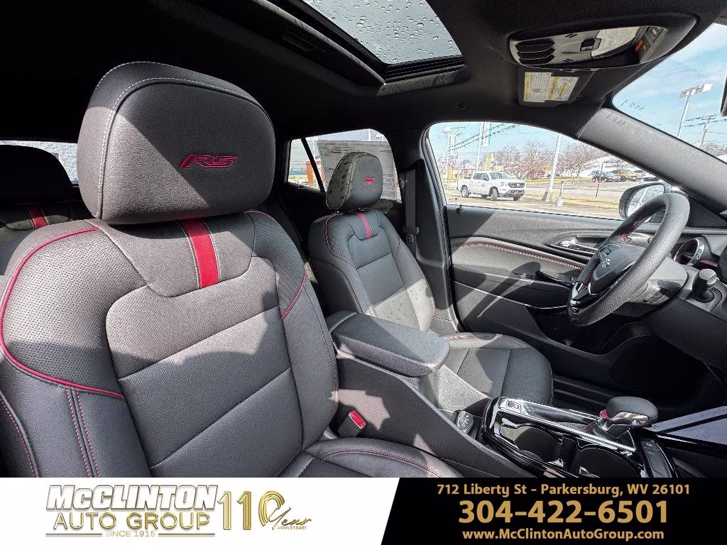 2026 White Sands Chevrolet Trax 2RS FWD SUV