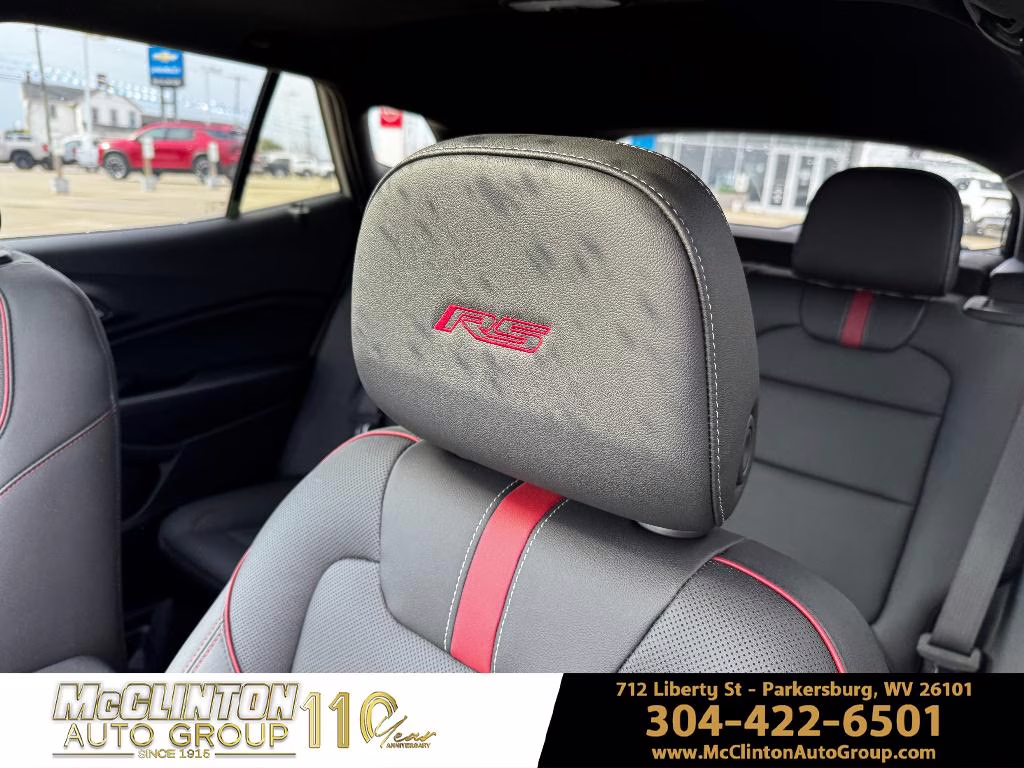 2026 White Sands Chevrolet Trax 2RS FWD SUV