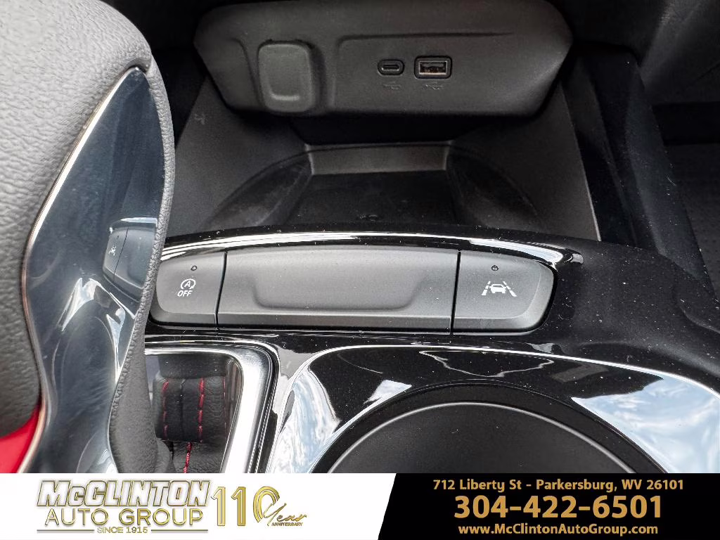 2026 White Sands Chevrolet Trax 2RS FWD SUV