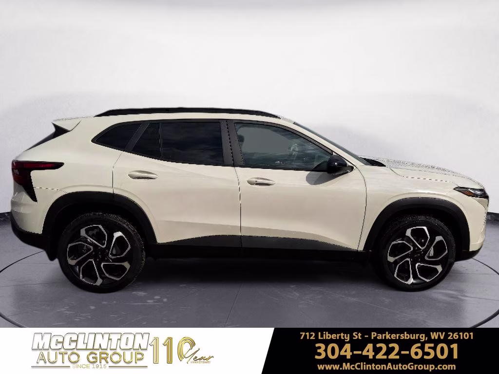 2026 White Sands Chevrolet Trax 2RS FWD SUV