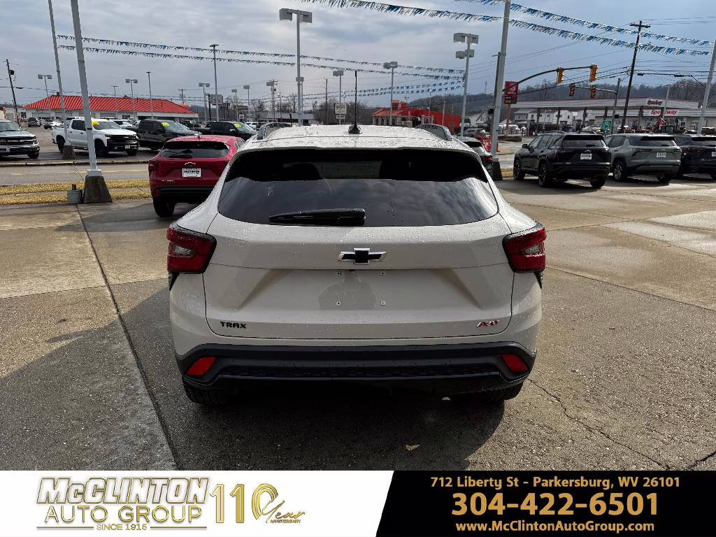 2026 White Sands Chevrolet Trax 2RS FWD SUV