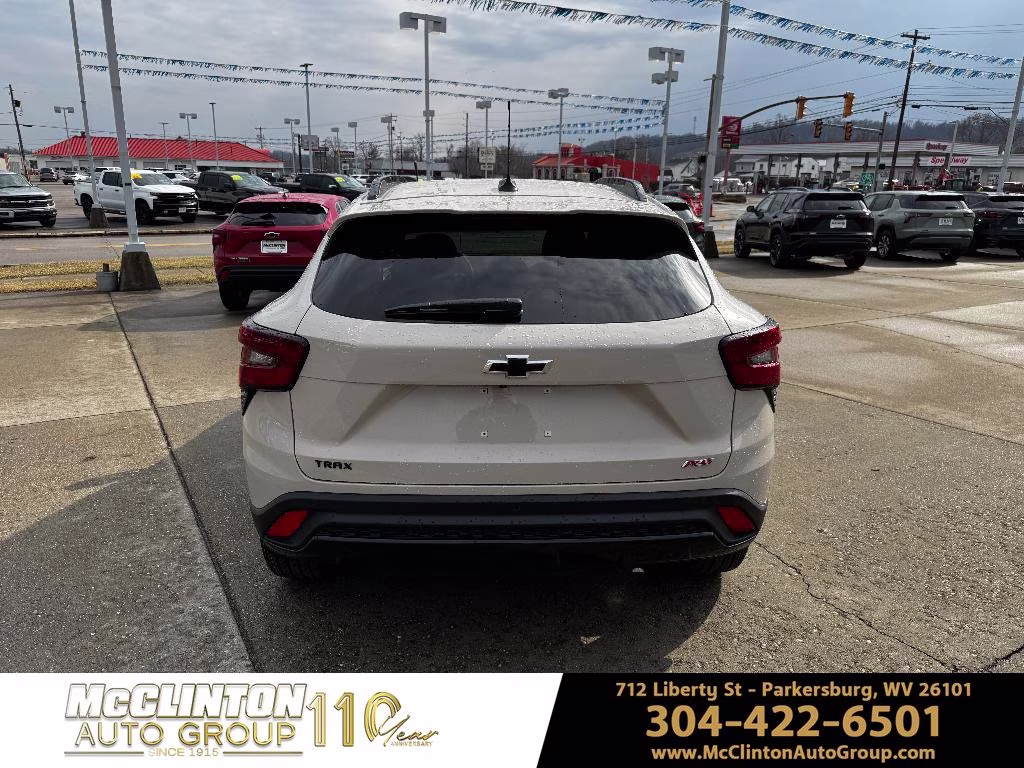 2026 White Sands Chevrolet Trax 2RS FWD SUV