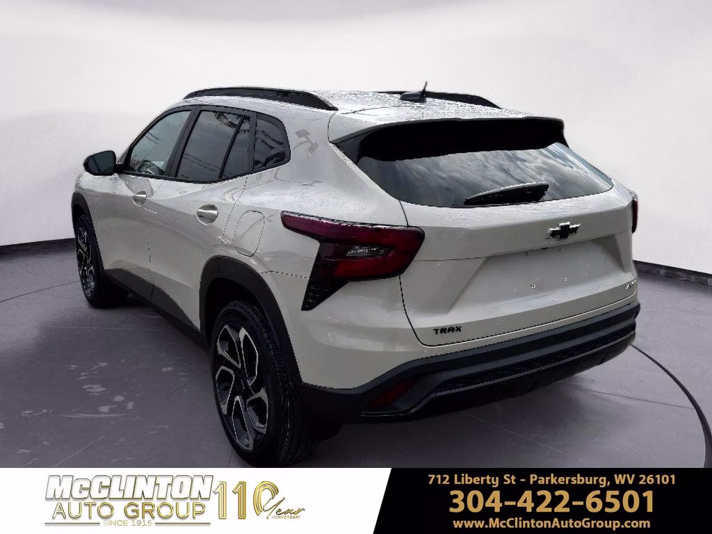 2026 White Sands Chevrolet Trax 2RS FWD SUV