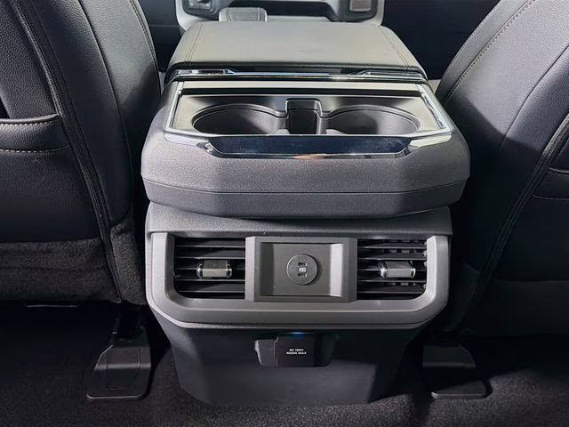 2026 Star White Metallic Tri-Coat Ford F-150 Lariat 4X4 Truck