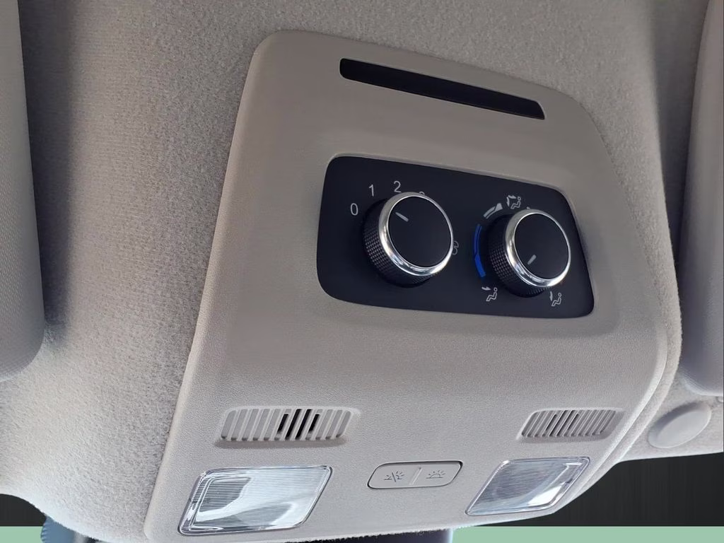 2026 Oxford White Ford Transit Wagon XL RWD Crossover