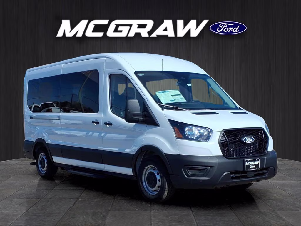 2026 Oxford White Ford Transit Wagon XL RWD Crossover