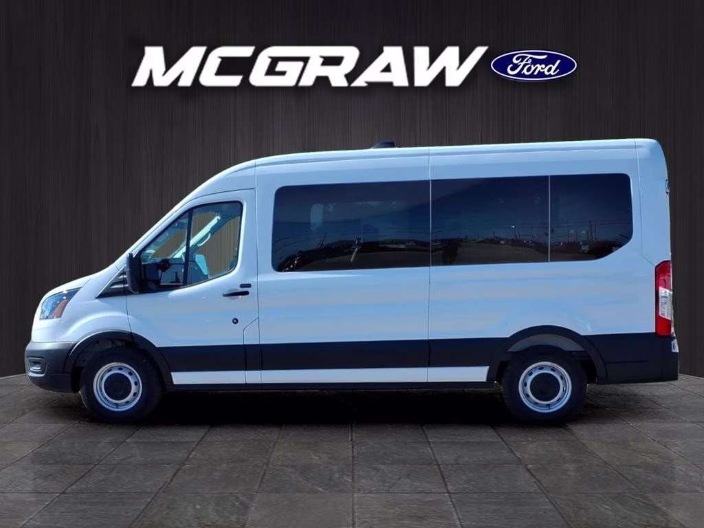 2026 Oxford White Ford Transit Wagon XL RWD Crossover