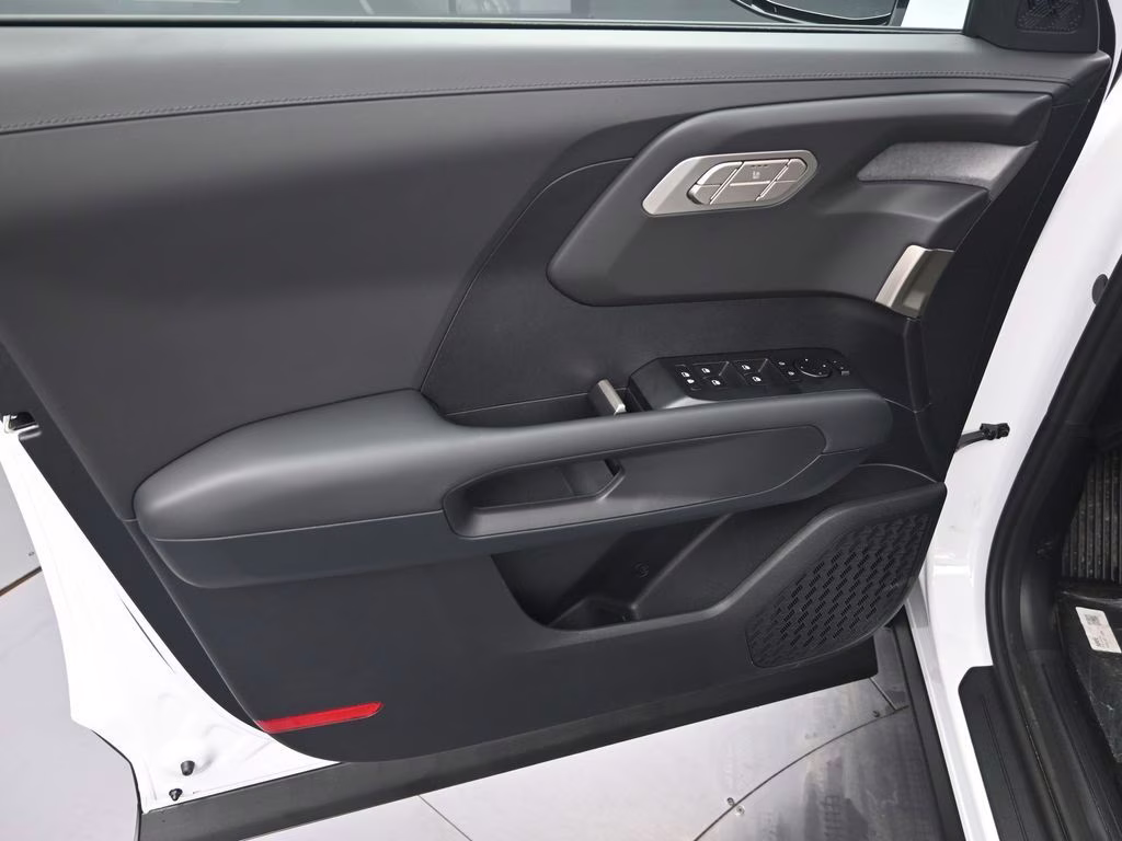 2027 Glacial White Pearl Kia Telluride S FWD SUV