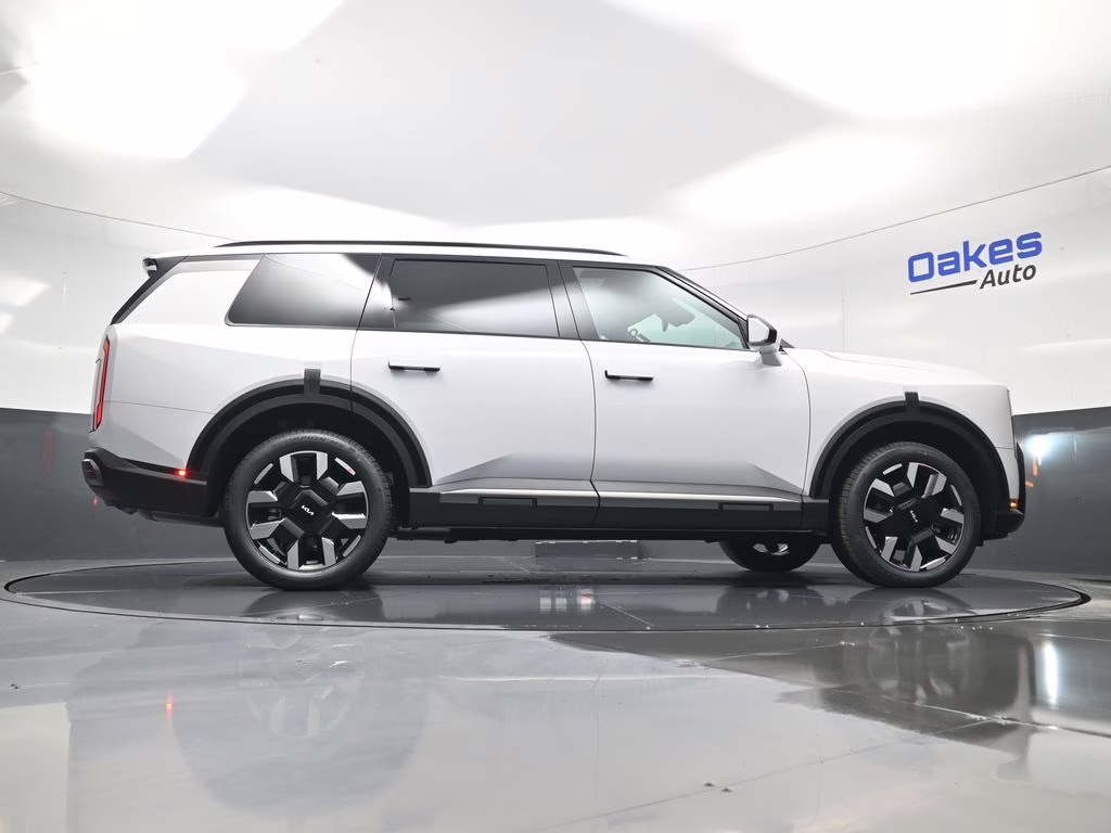 2027 Glacial White Pearl Kia Telluride S FWD SUV