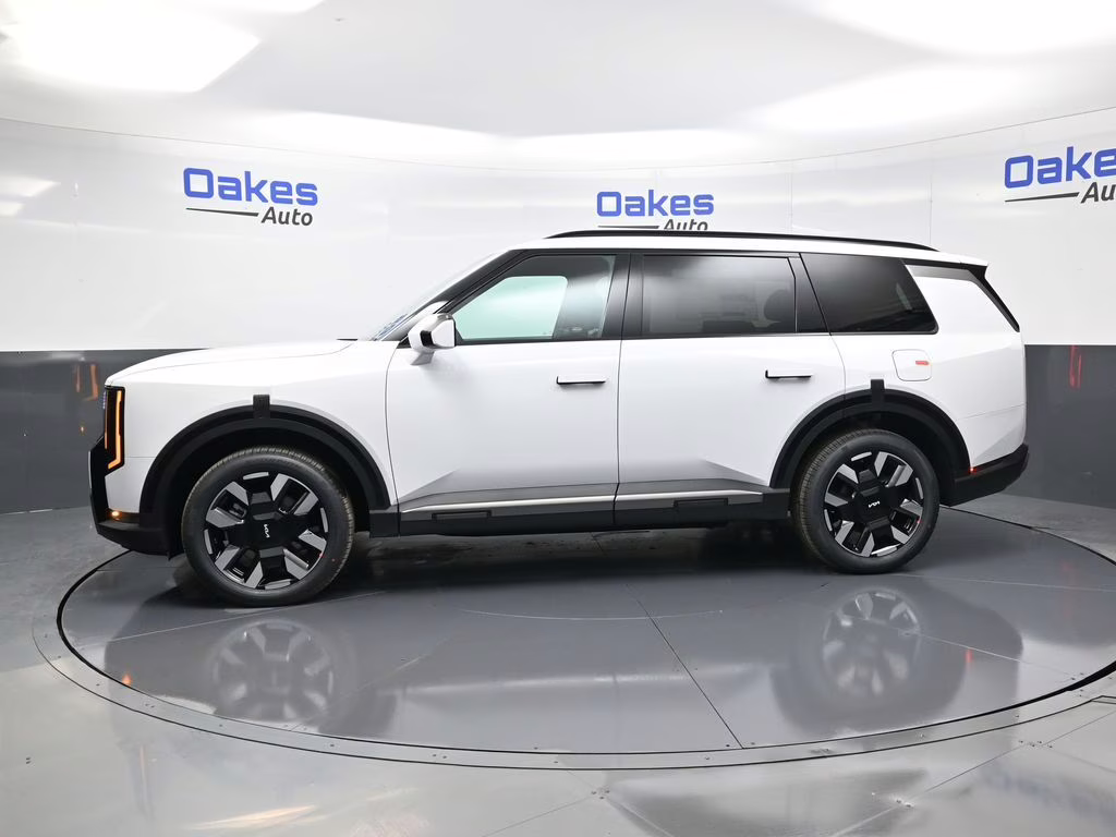 2027 Glacial White Pearl Kia Telluride S FWD SUV