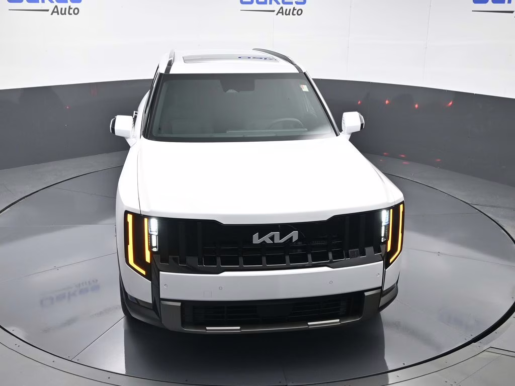 2027 Glacial White Pearl Kia Telluride S FWD SUV